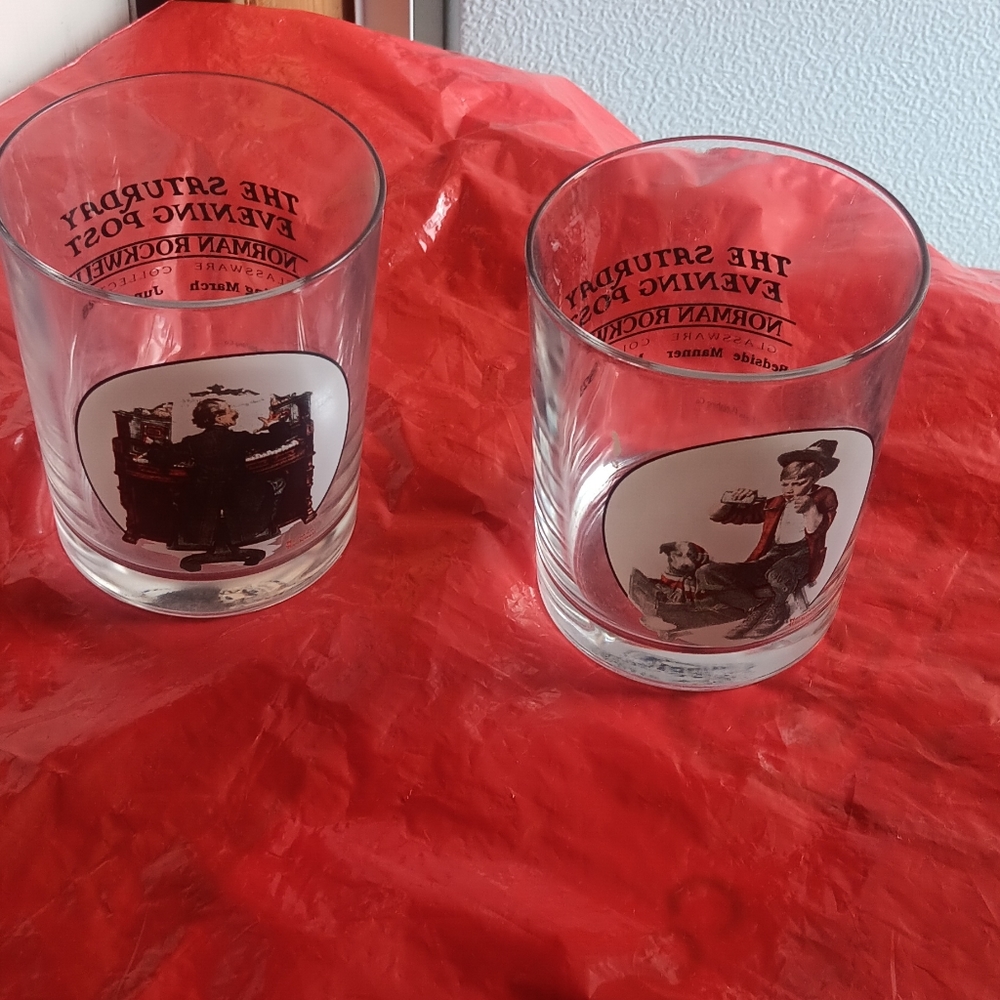 VINTAGE 2 DOF GLASSEWARE COLLECTION, THE SATURDAY EVENING POST. NORMAN ROCKWELL.